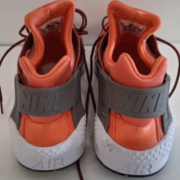 Nike Air Huarache "Red Coral” Sneakers Size 11 New/No Insoles MSRP $120 - Picture 2 of 10
